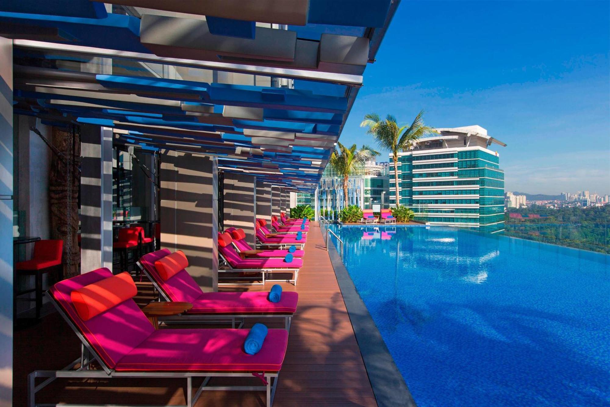 Aloft Sentral Hotel